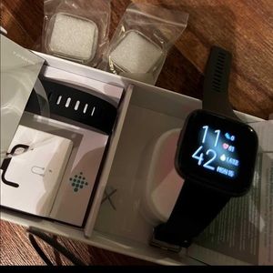 Fitbit Versa 2. Excellent Condition!!!